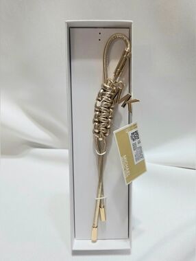 MICHAEL KORS Charms Novelty/Braided Charm